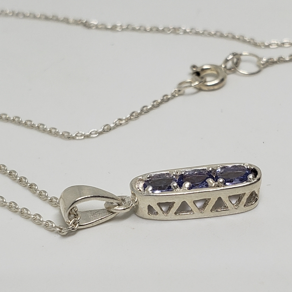 "RARE" 3 Stone Purple Tourmaline in Solid Stamped Sterling Silver Necklace - Picture 5 of 12